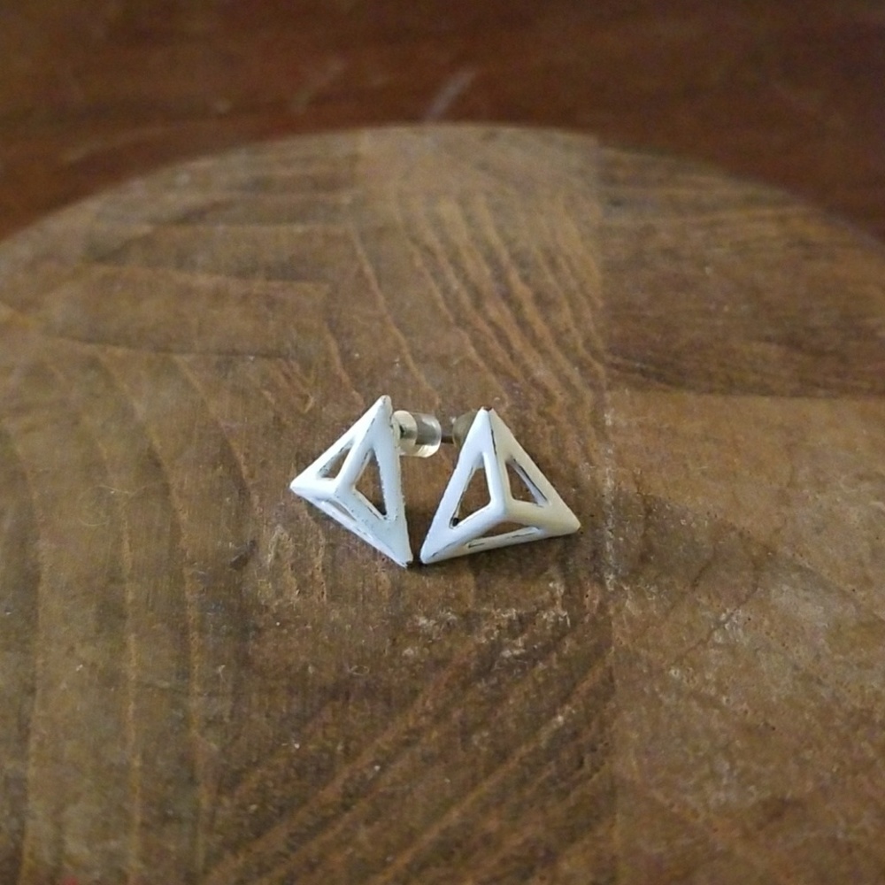 🌻Geometric Cutout Earrings